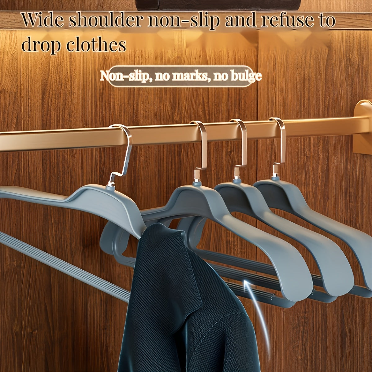 10pcs Household Plastic Coat Hangers, Seamless Anti-detachment Wardrobe Storage Rack, Wide-shoulder Hanger, for Christmas and Christmas Gifts.