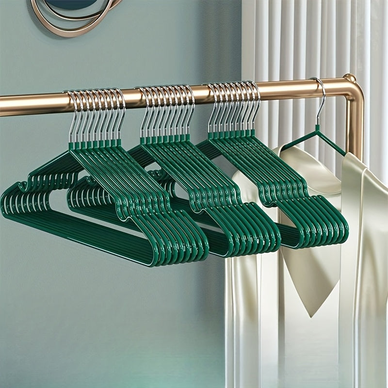 39pcs Non-Slip And Durable Metal Hangers with a Rubber Coating. These Space-Saving Hooks Feature Shoulder Notches